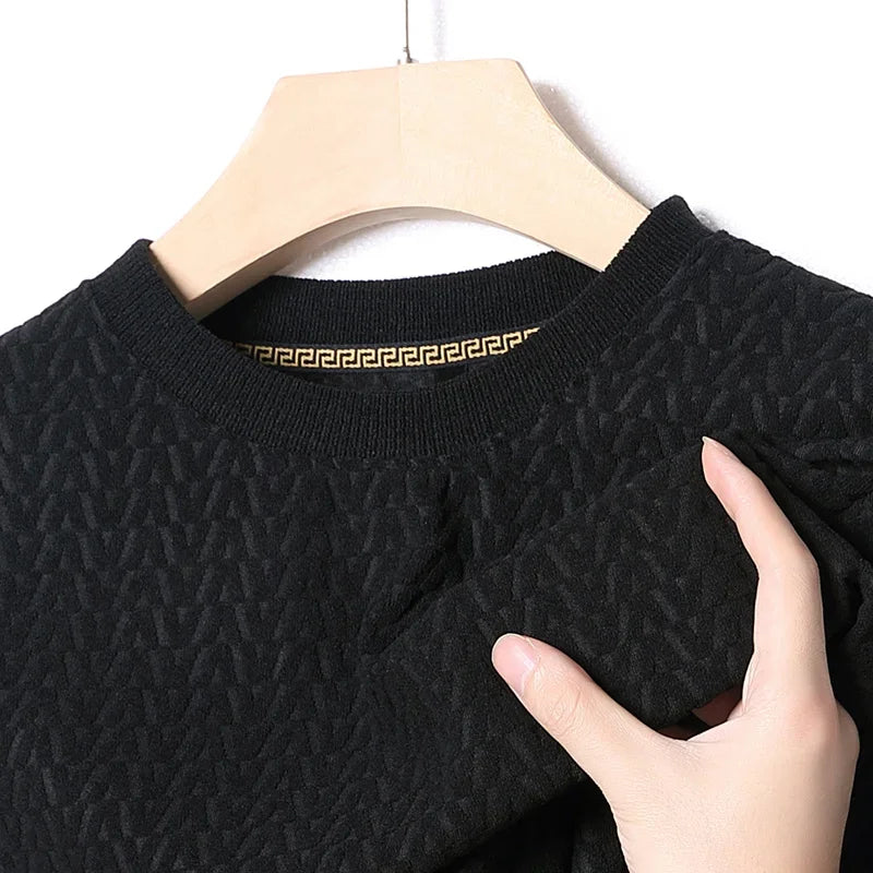 New Men's Casual Jacquard Long Sleeved Round Neck T-shirt Fashion Top  Amaijoin