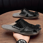 Carregue a imagem no visualizador da Galeria, Genuine Leather Men&#39;s Slippers Crocodile Grain Style Men Flip Flops High Quality Sandals Non-slip Male Slippers Home Slippers  Amaijoin
