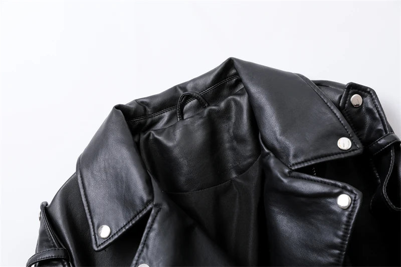 ZVRI 2023 new women's motorcycle leather PU imitation leather loose Osaka jacket Black pocket belt zipper jacket  Amaijoin