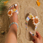 Carregue a imagem no visualizador da Galeria, Women&#39;s fashion trend accessory Sunflower anti-slip wear soft sole flat flip flops  Amaijoin
