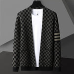 Carregue a imagem no visualizador da Galeria, High end brand  plaid knitted men&#39;s cardigan 2023spring and autumn new fashion stripe Korean casual pocket shawl sweater coat  Amaijoin
